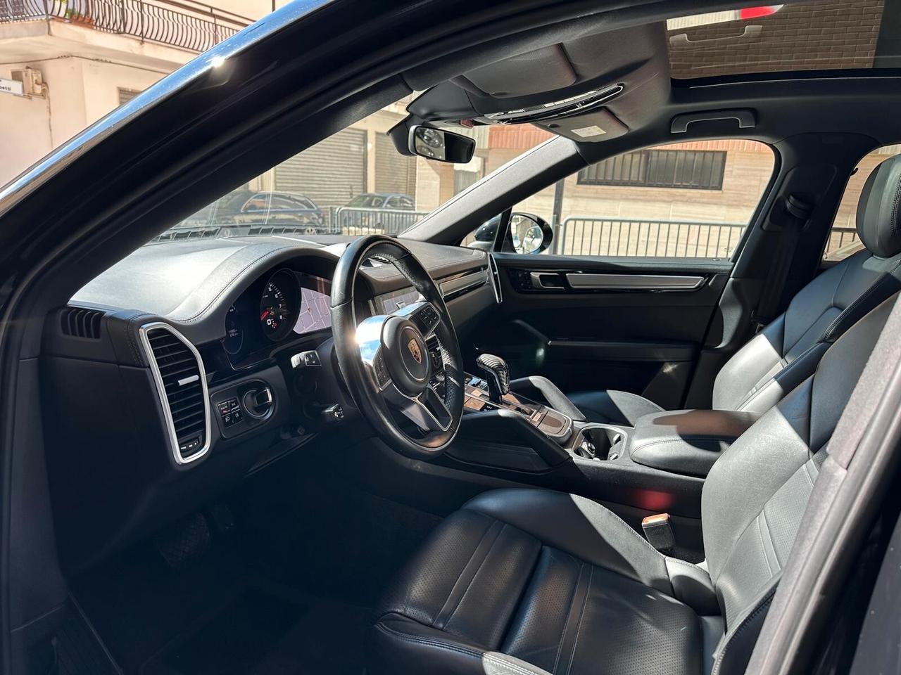 Porsche Cayenne Coupé 3.0 V6 *FULL*