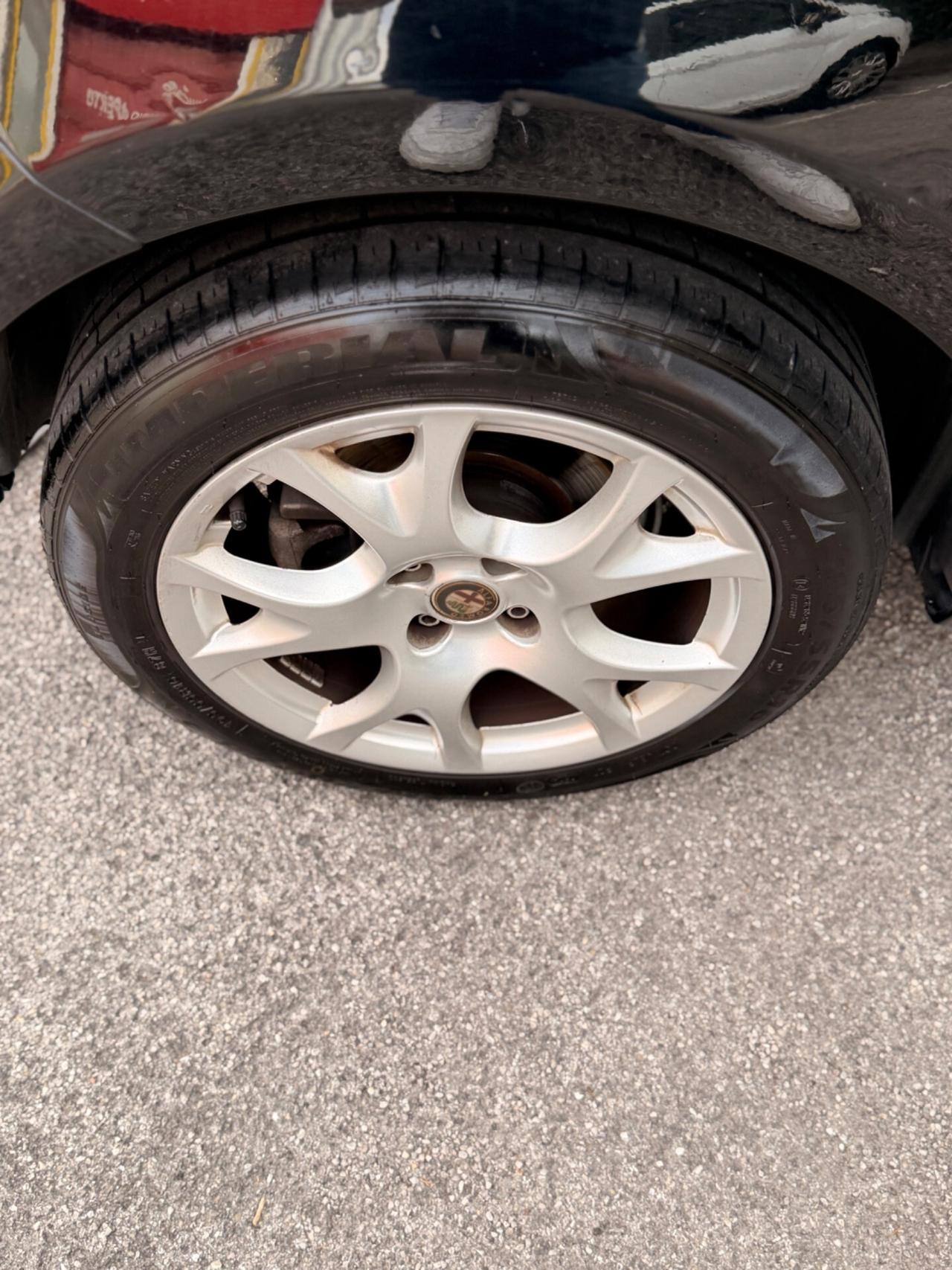 Alfa Romeo MiTo 1.3MJT NEOPATENTATI EURO5 2014
