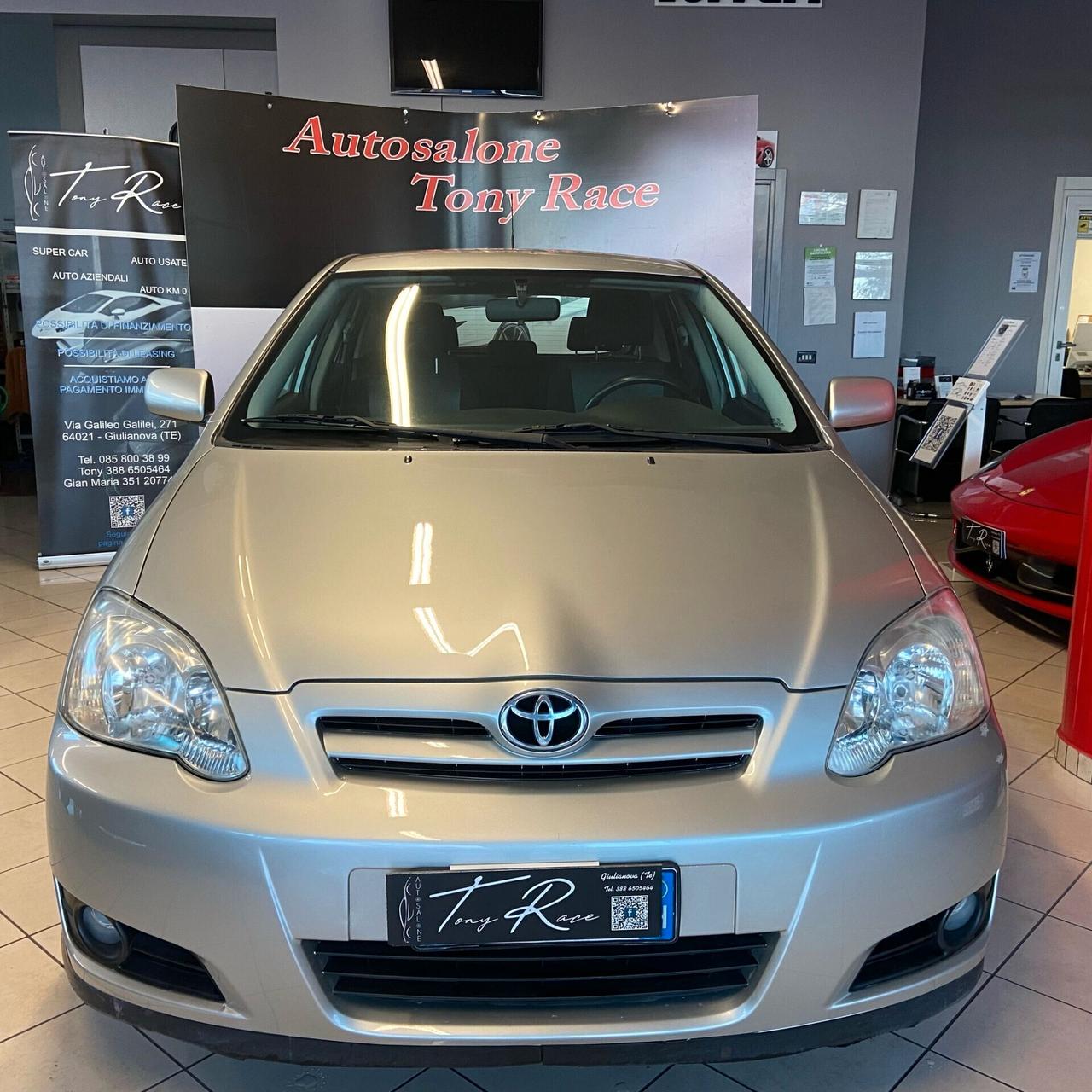 Toyota Corolla 1.4 D-4D M-MT 5 porte Sol ESP