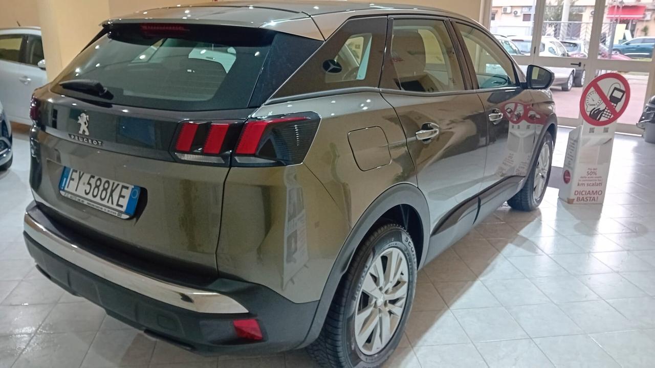 Peugeot 3008 BlueHDi 130 S&S Business