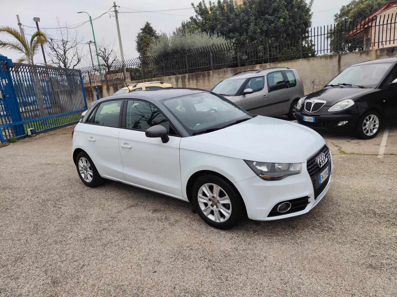 Audi A1 1.6 TDI Ambition 90 Cv del 2012