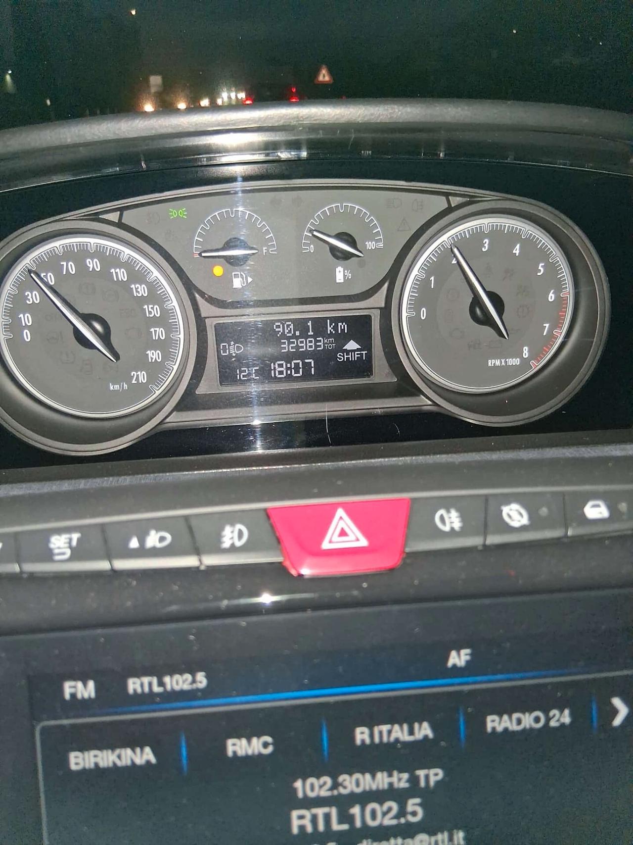 Lancia Ypsilon 1.0 FireFly 5 porte S&S Hybrid Ecochic A. Ferretti