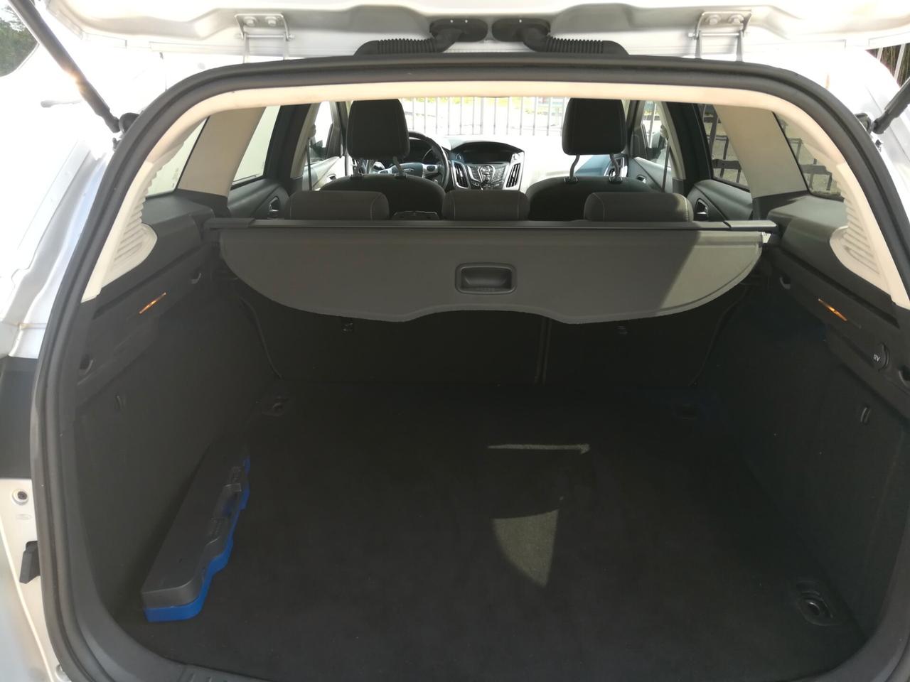 Ford Focus 1.6 Benz. EURO 5 125 CV SW Titanium SOLO PER COMMERCIANTI