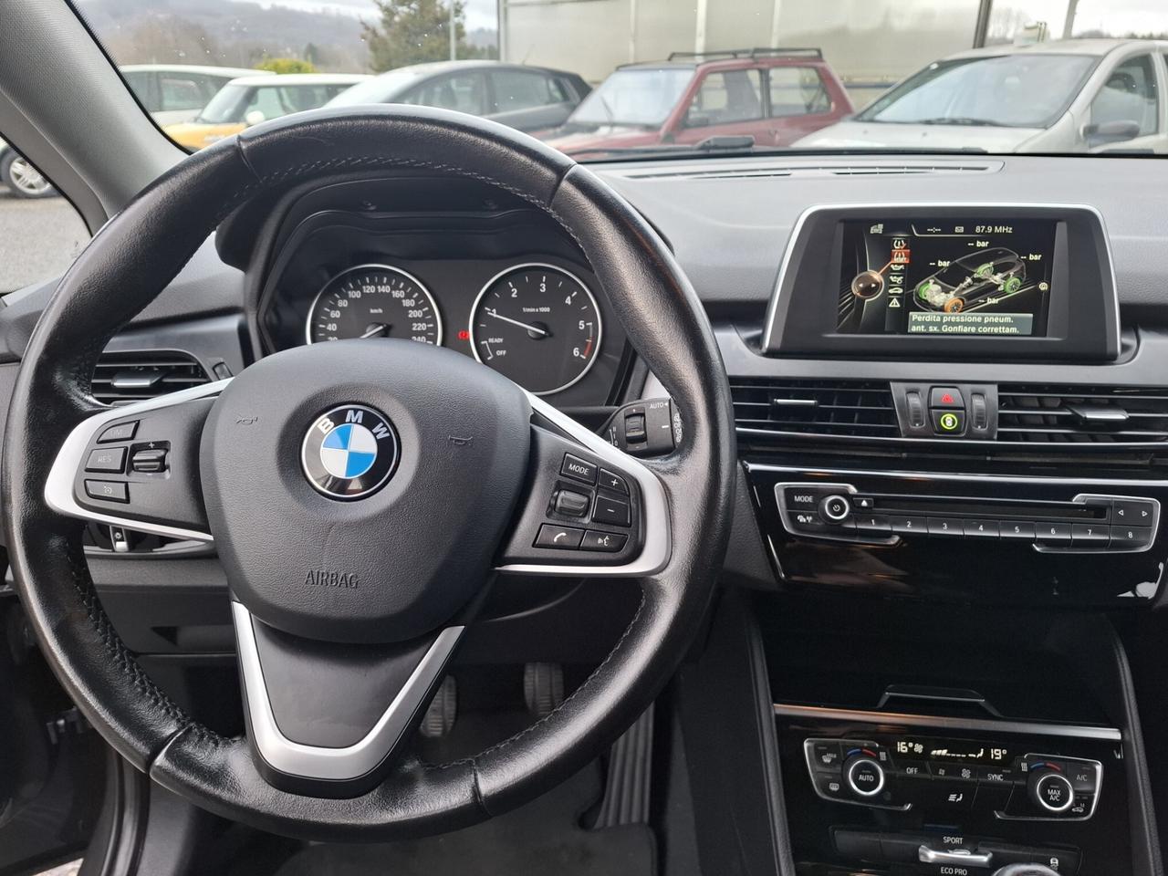 Bmw 216d Active Tourer Luxury 115 cv