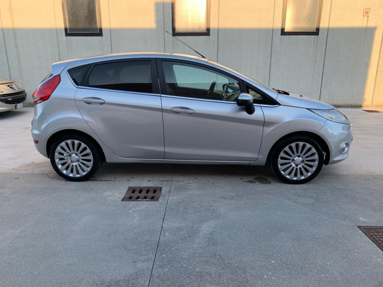 Ford Fiesta 1.2 82 CV 5 porte