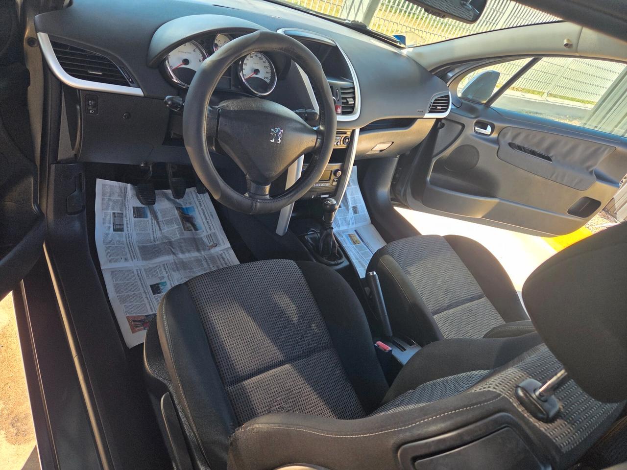 Peugeot 207 1.6 Hdi 2010