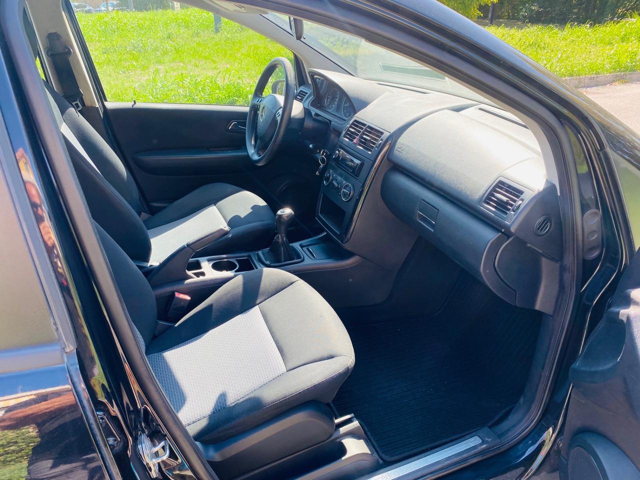 Mercedes-benz A 150 Avantgarde GPL 2033 valido