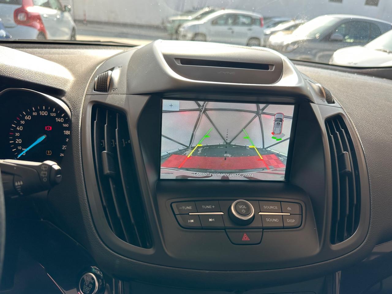 Ford Kuga 1.5 TDCI 120 CV S&S 2WD Powershift Titanium