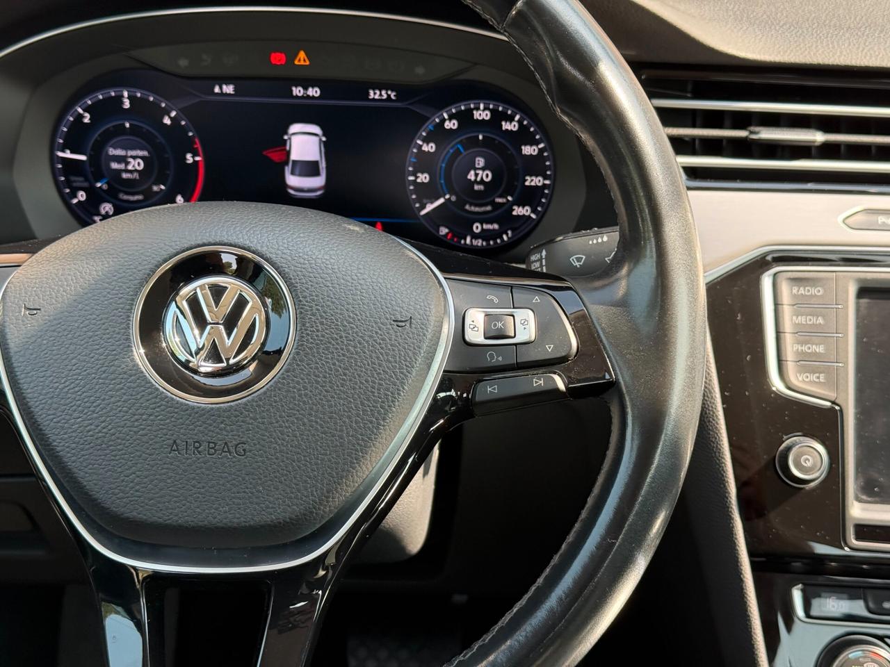 Volkswagen Passat 2.0 TDI SCR DSG Executive BMT