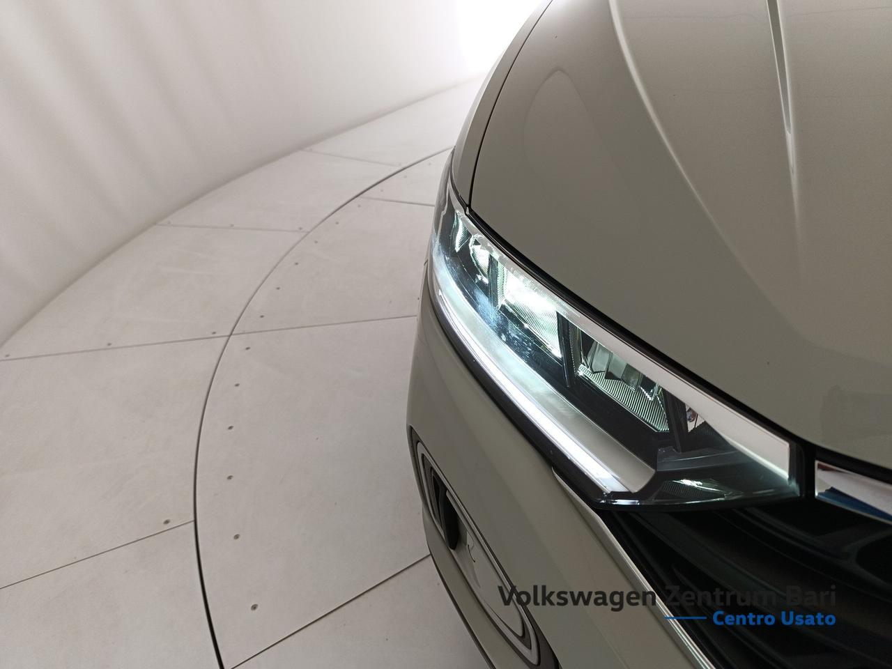 Volkswagen T-Roc 1.0 tsi sport