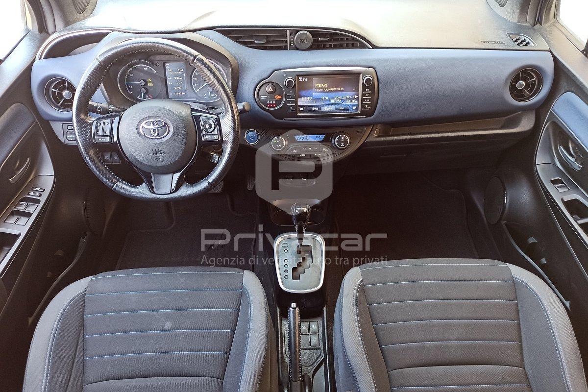 TOYOTA Yaris 1.5 Hybrid 5 porte Trend "Blue Edition"