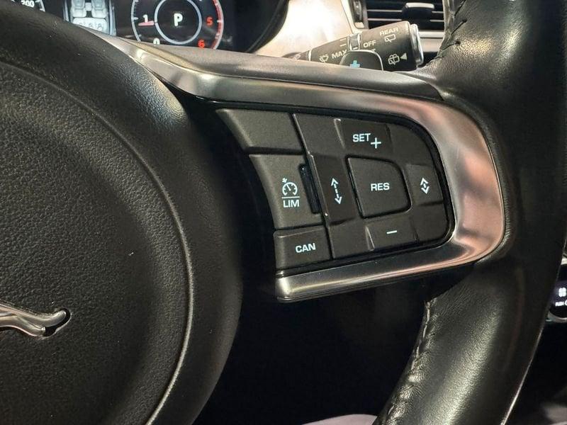 Jaguar E-Pace E-Pace 2.0D 180 CV AWD aut. R-Dynamic S