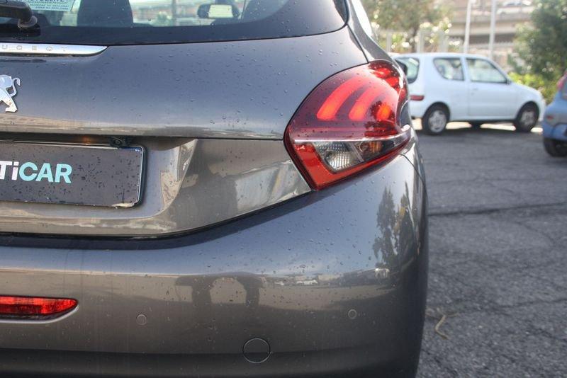 Peugeot 208 Allure PureTech 82cv