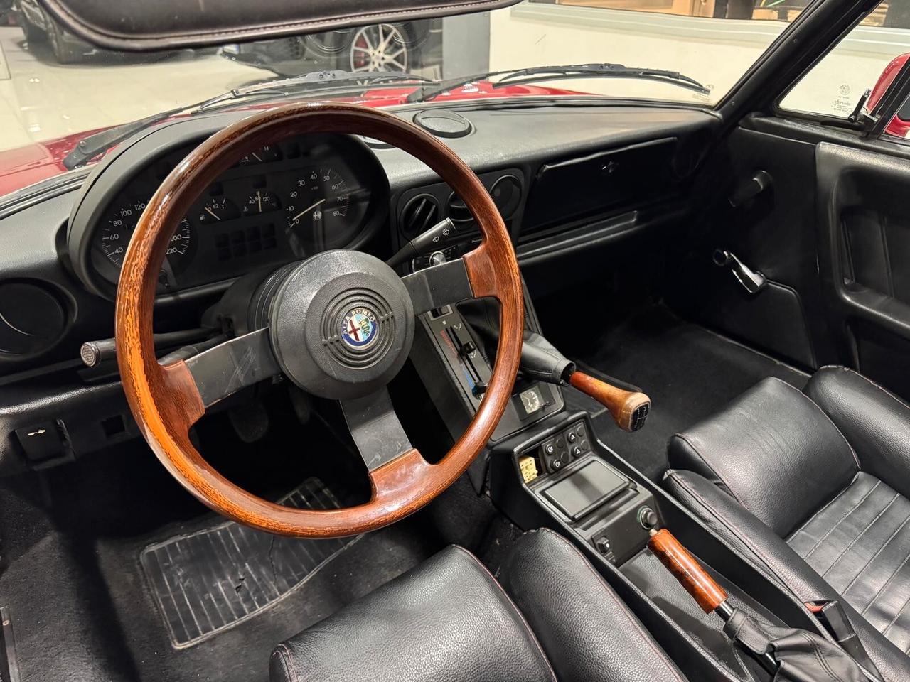 Alfa Romeo Spider 1.6