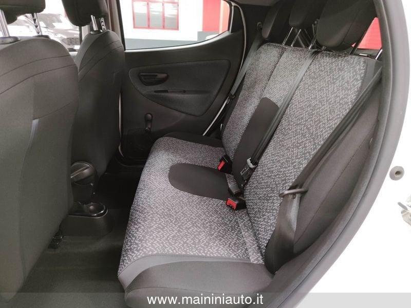 Lancia Ypsilon 1.0 70cv Hybrid Ecochic Silver "SUPER PROMO"