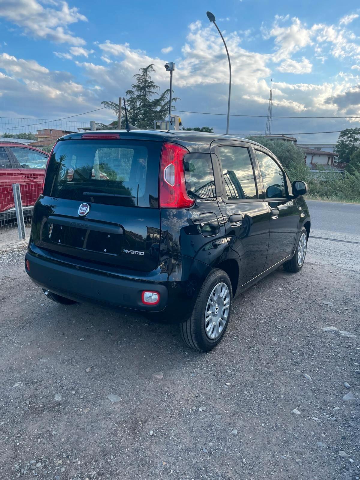 Fiat Panda 1.0 Hybrid 70 cv NUOVA DI FABBRICA