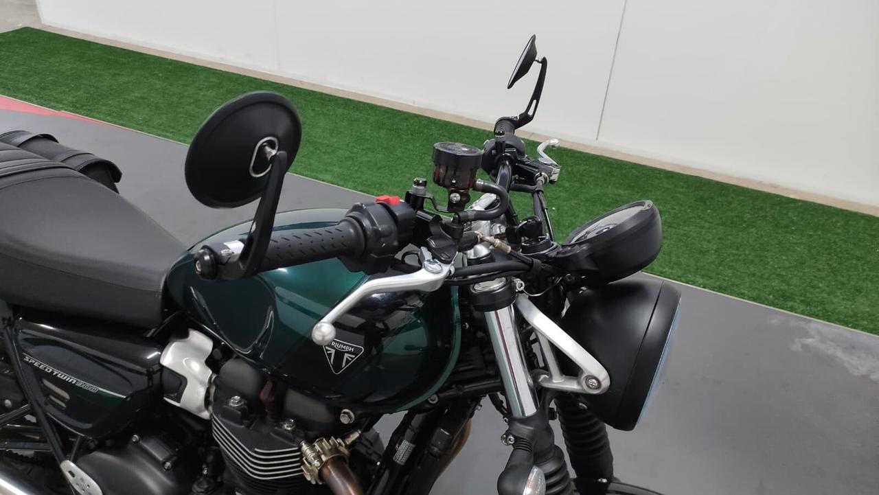 Triumph Speed Twin 900
