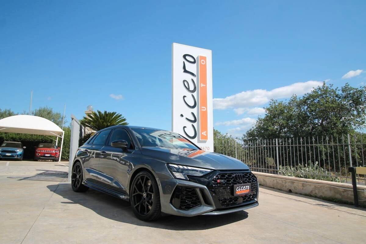 Audi RS3 Sportback 400cv quattro| 12.2021