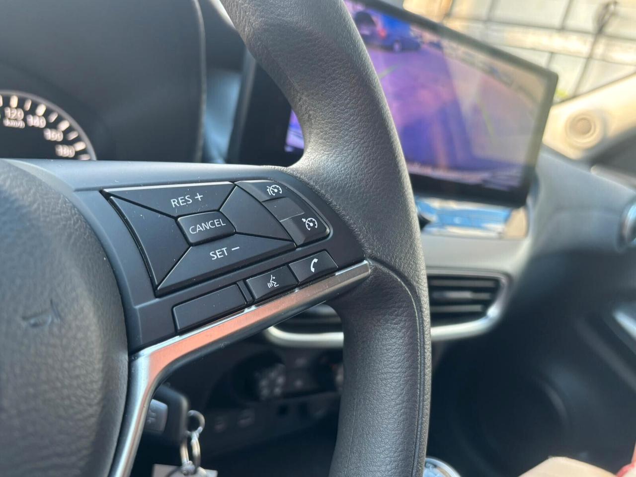 Nissan Juke 1.0 DIG-T 114 CV Tekna