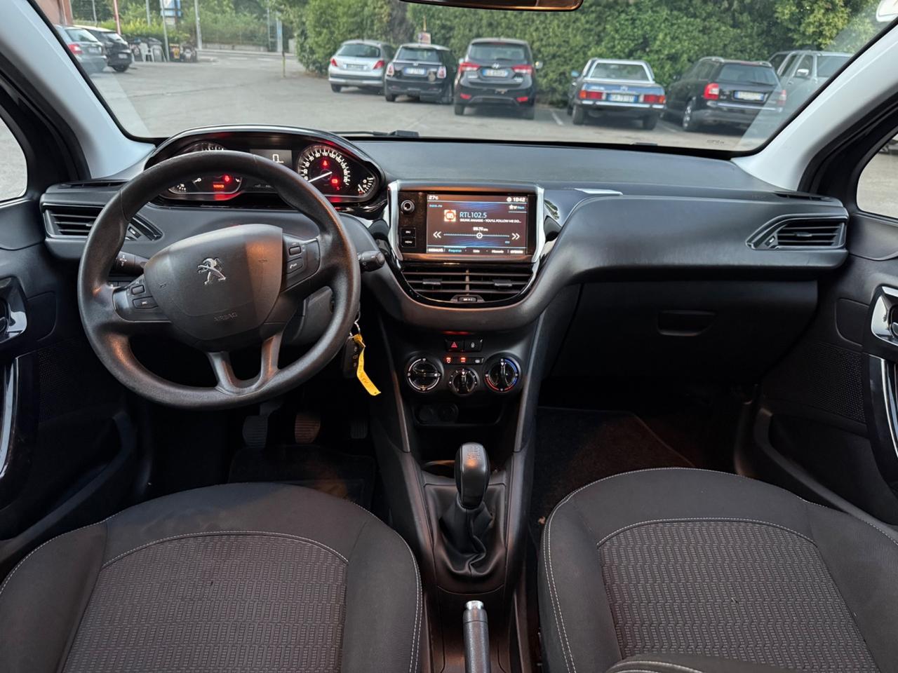Peugeot 208 PureTech 82 5 porte Allure