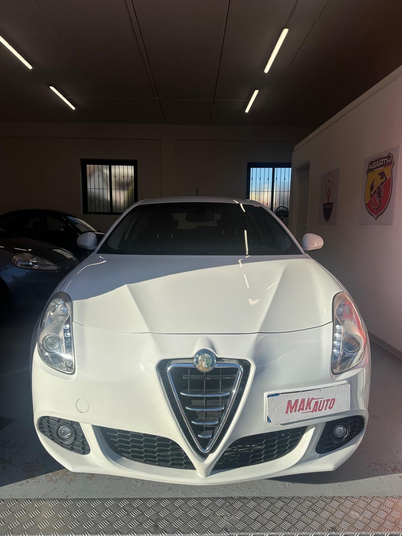 Alfa Romeo Giulietta 1.6 JTDm-2 105 CV Distinctive