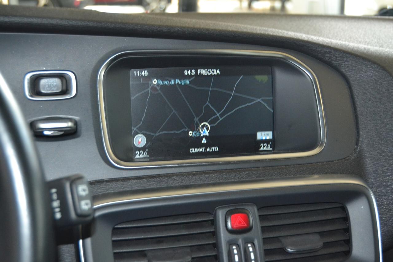 Volvo V40 1.6D2 115CV Momentum UniPro/Navi/Cruise