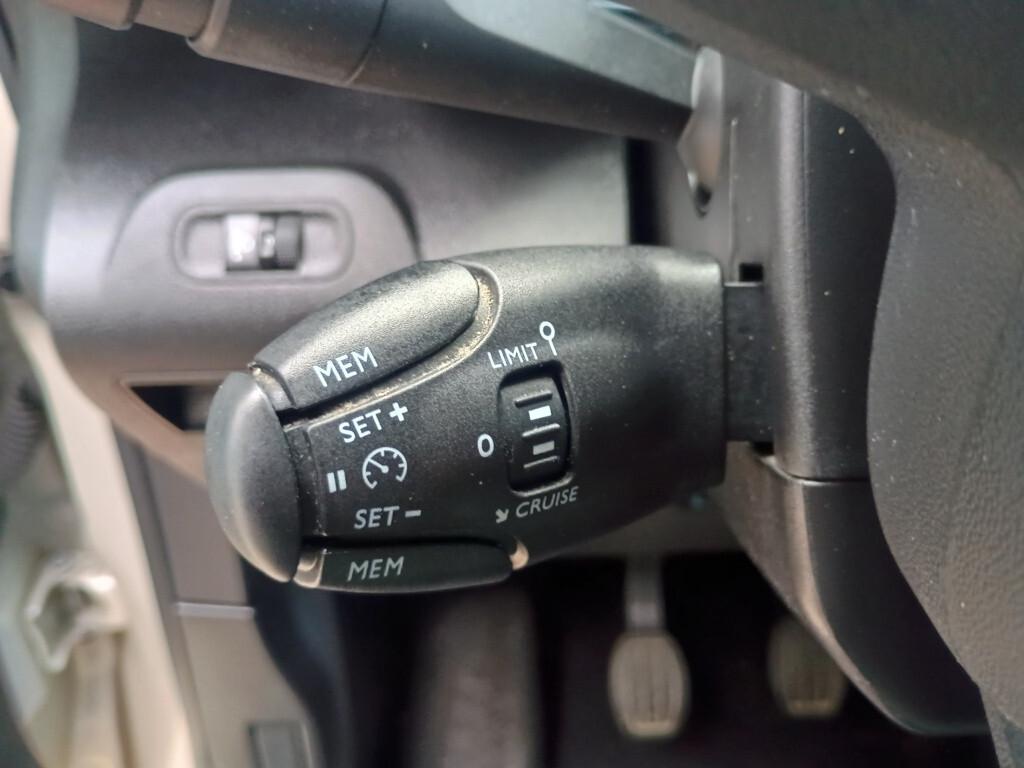 Citroen Berlingo 1.5 BlueHDi 100cv Van M Club Autocarro N1 5 posti