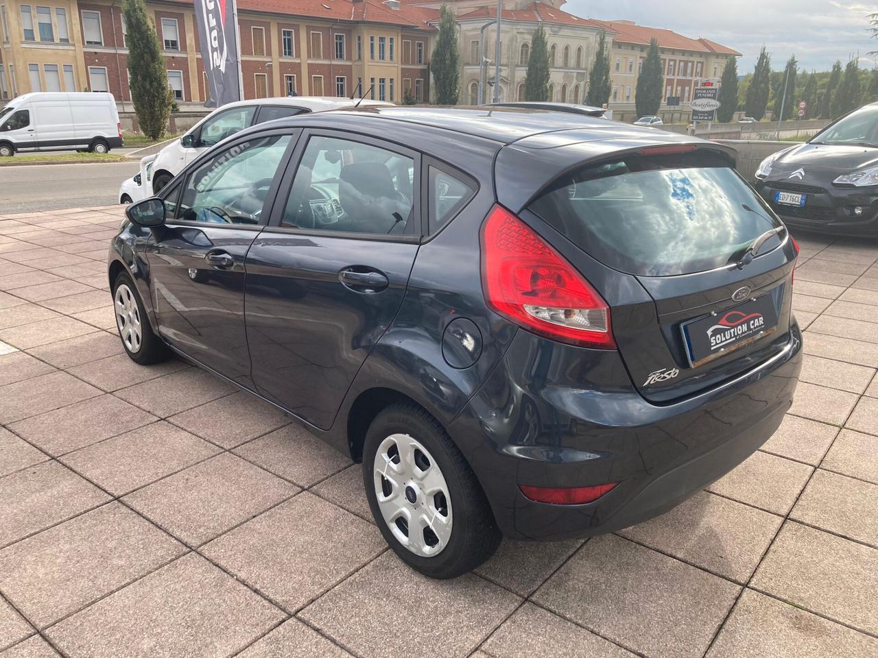 Ford Fiesta 1.4 5 porte Bz.- GPL Titanium