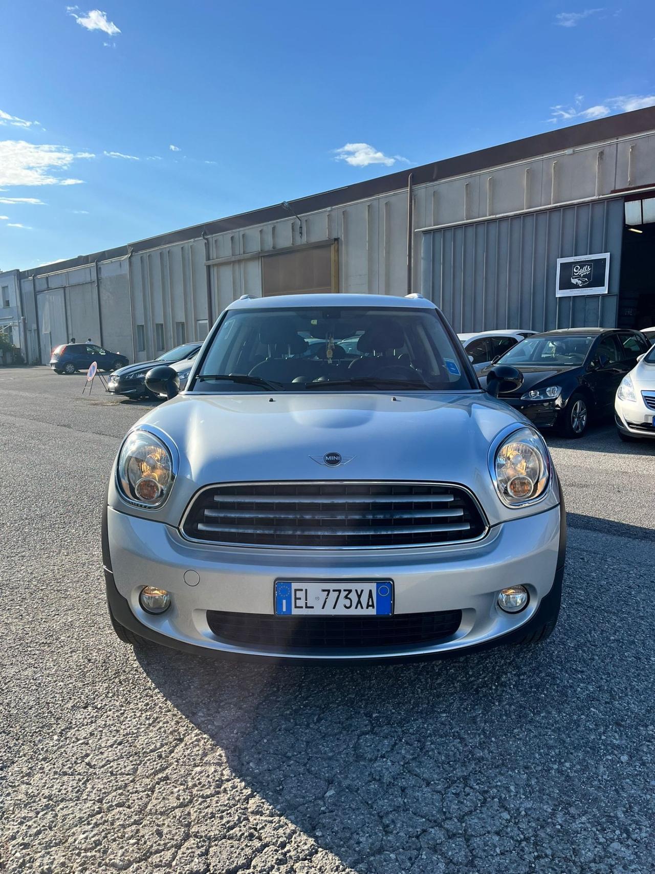 Mini Cooper Countryman Neopatentati