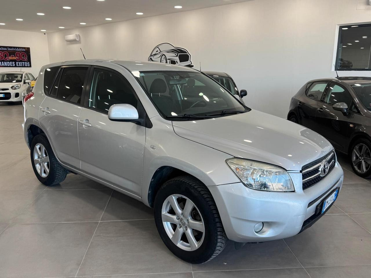 Toyota RAV 4 RAV4 2.2 D-4D 136 CV DPF Luxury