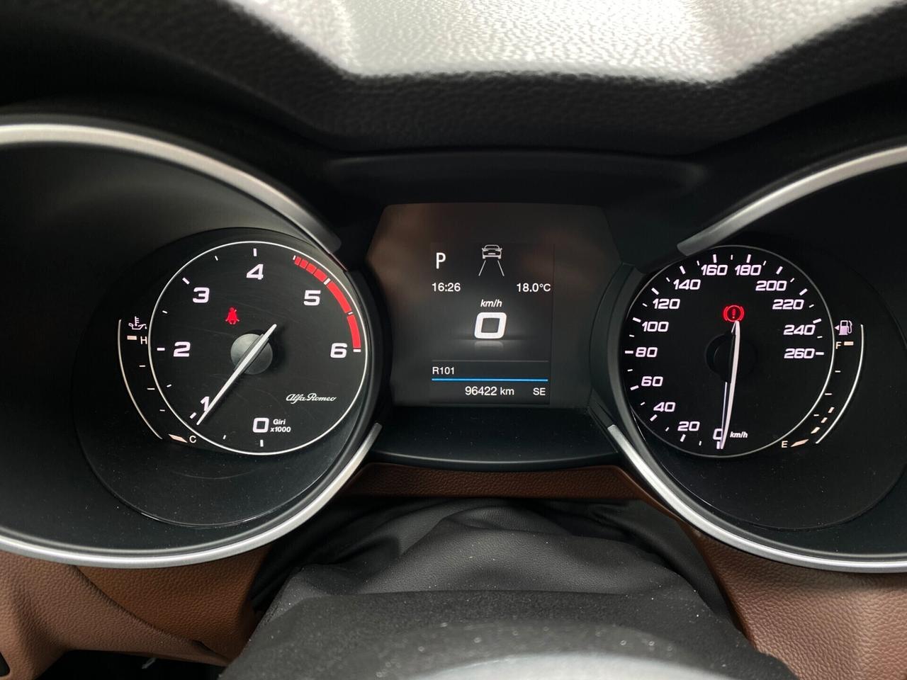 Alfa Romeo Stelvio 2.2 210 CV AT8 Q4 Super