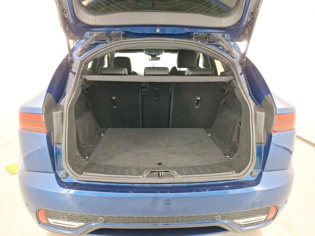 JAGUAR E-PACE 1.5 I3 160CV MHEV AUTO R-DYNAMIC ( FARI LED - CRUISE - PELLE - NAVI - MIRROR - PDC - TELECAMERA POST. - CERCHI 18 )
