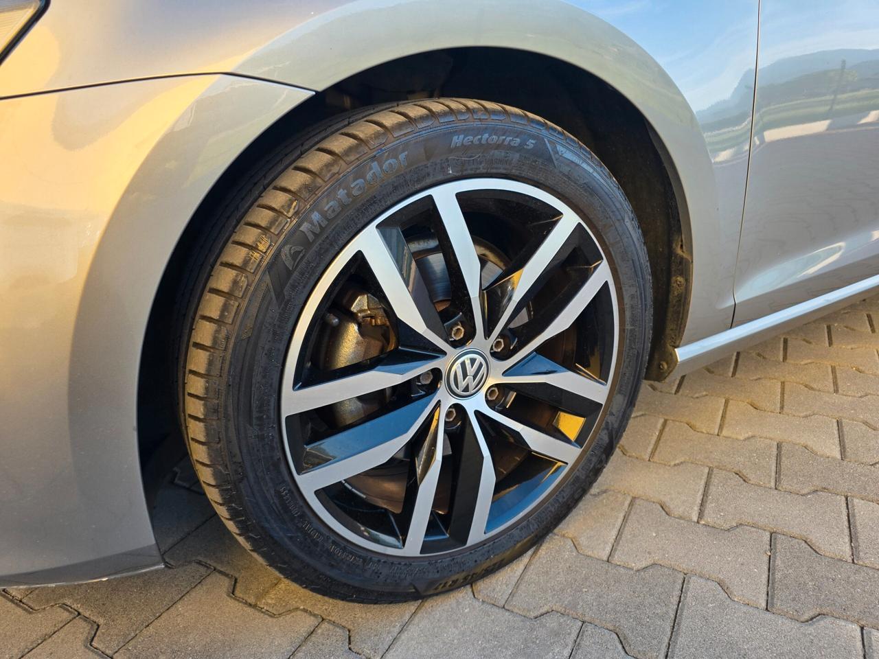 Volkswagen Golf Variant 1.6 TDI 110cv garantita 12 mesi