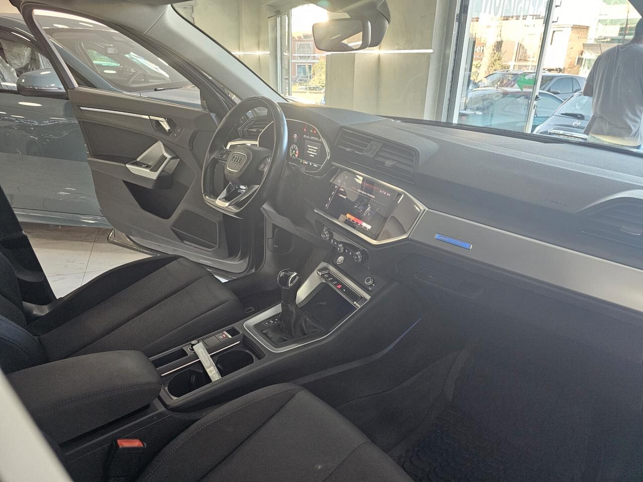 NUOVA AUDI Q3 SPORTBACK 35 TDI 150CV S-TRONIC S-LINE IDENTITY BLACK