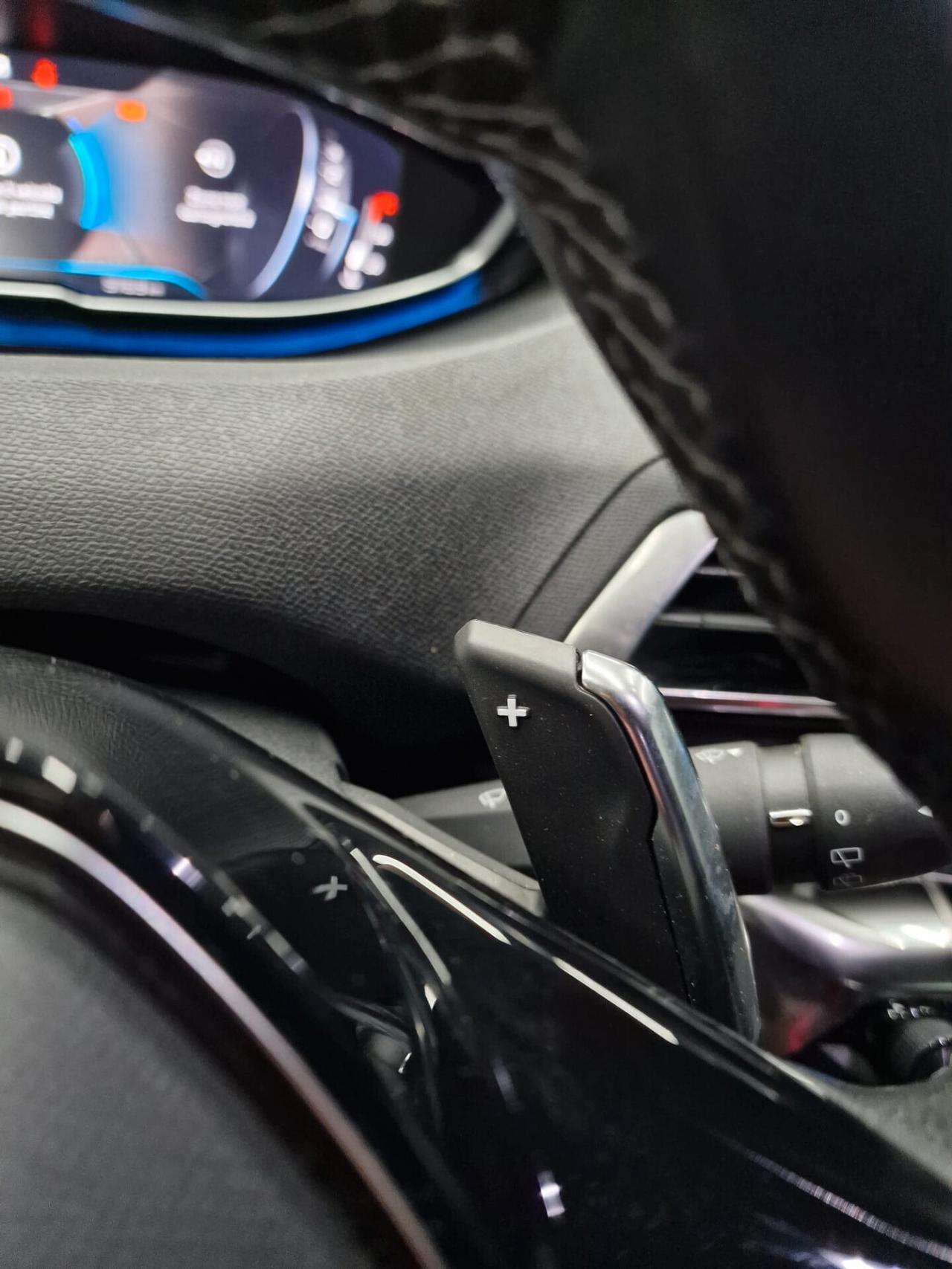 Peugeot 3008 1.5 BlueHDi 130 S&S EAT8 Allure