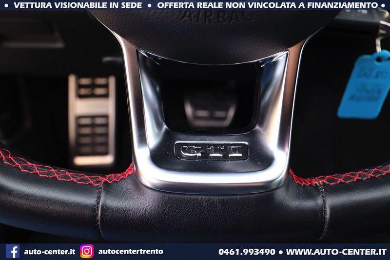 Volkswagen Golf GT 7.5 GTI Performance DSG 2.0 TSI 5p