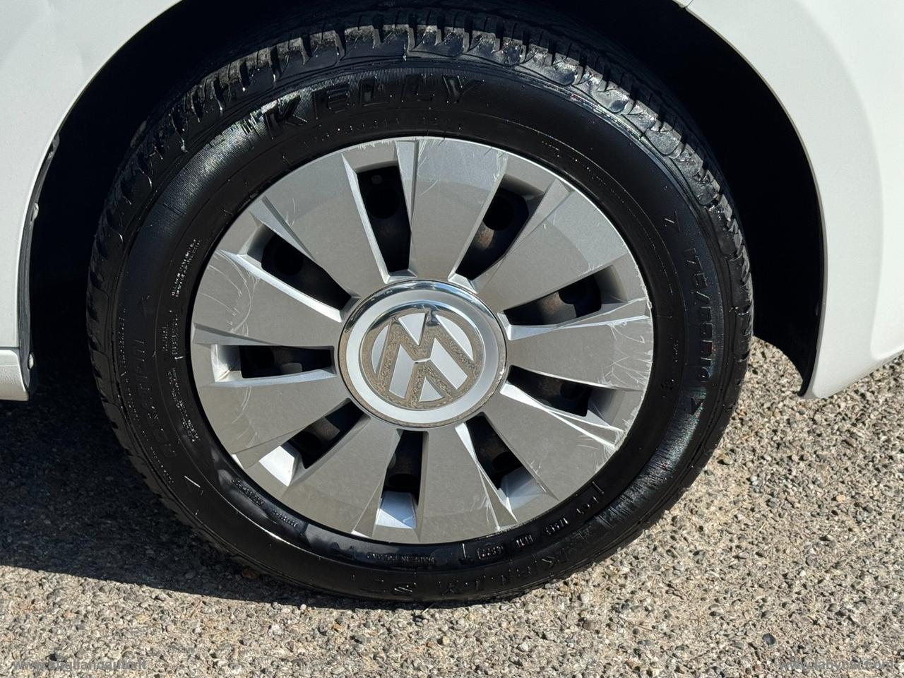 VOLKSWAGEN 1.0 5p. eco move up! BMT IN ARRIVO