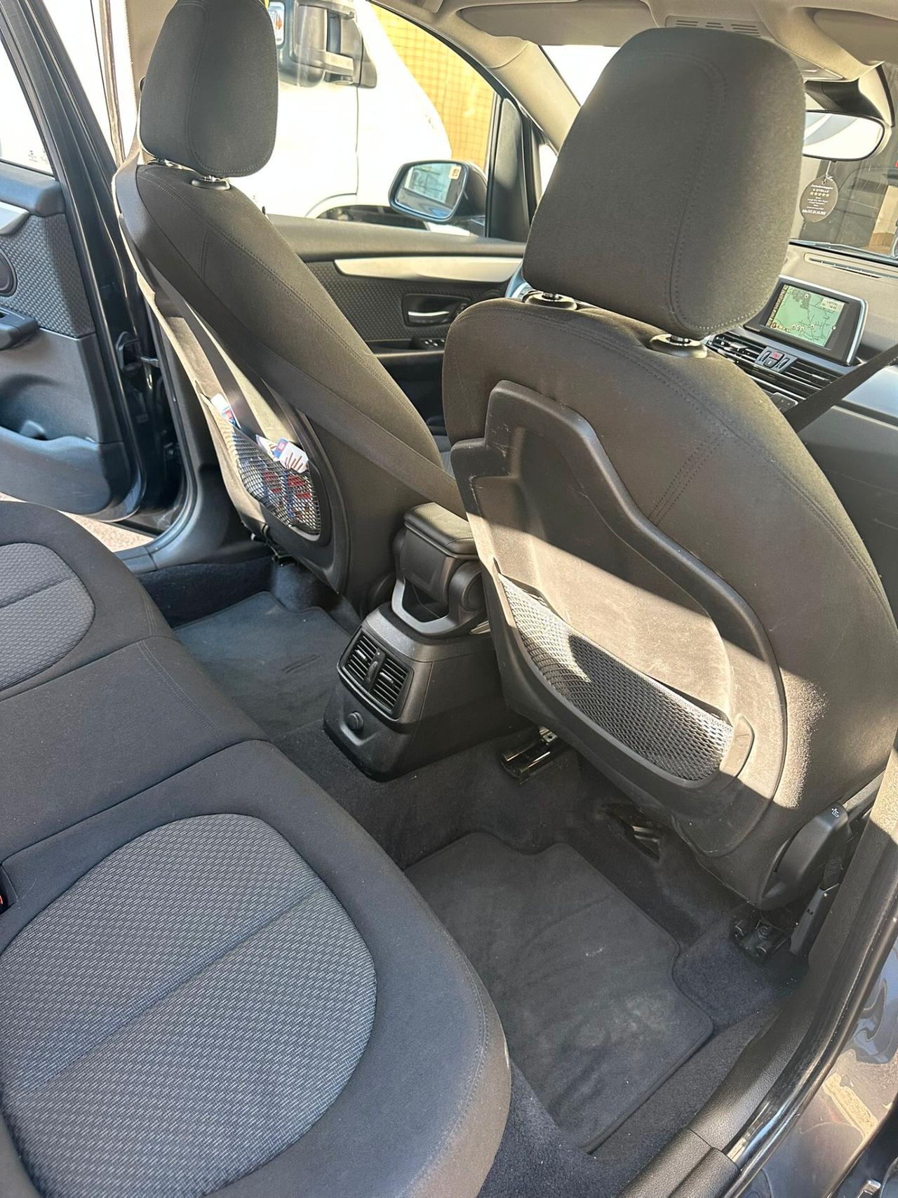 Bmw 2er Active Tourer 218d Advantage