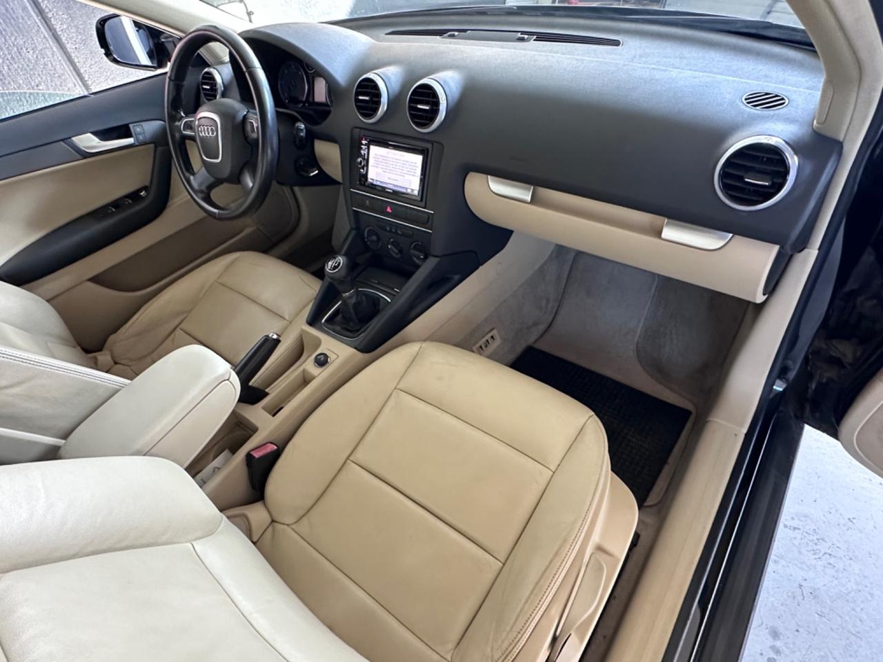 Audi A3 1.6 TDI Young Edition