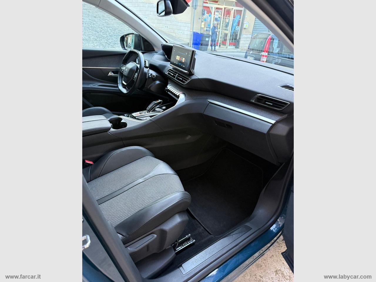 PEUGEOT 3008 BlueHDi 130 S&S EAT8 Allure Pack