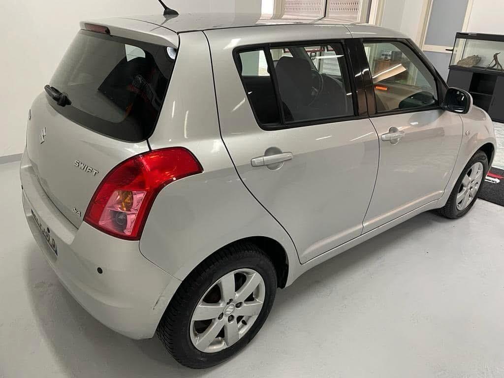 Suzuki Swift 1.3 5p. GL Safety Pack