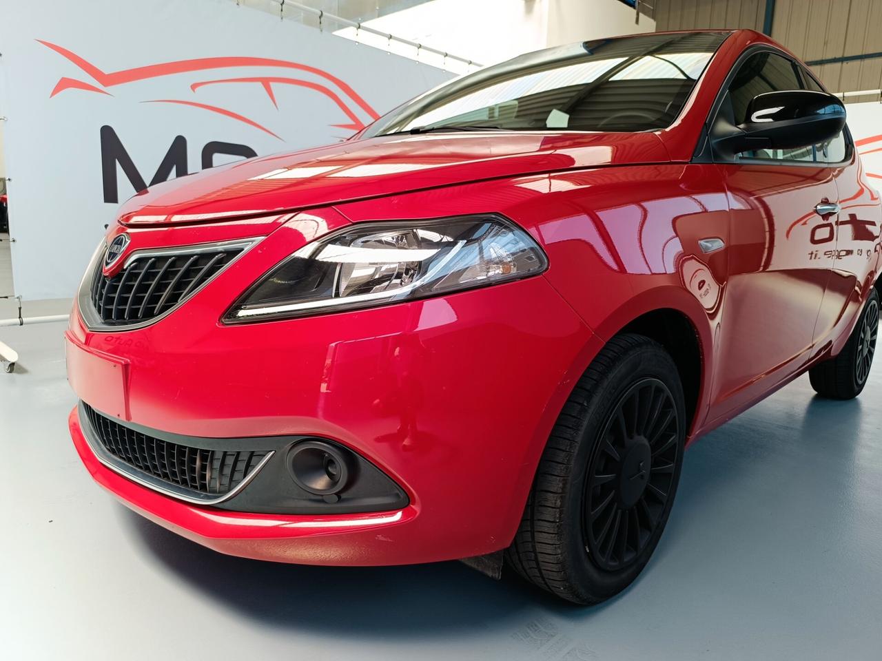 Lancia Ypsilon 1.0 FireFly 5 porte S&S Hybrid Ecochic Gold