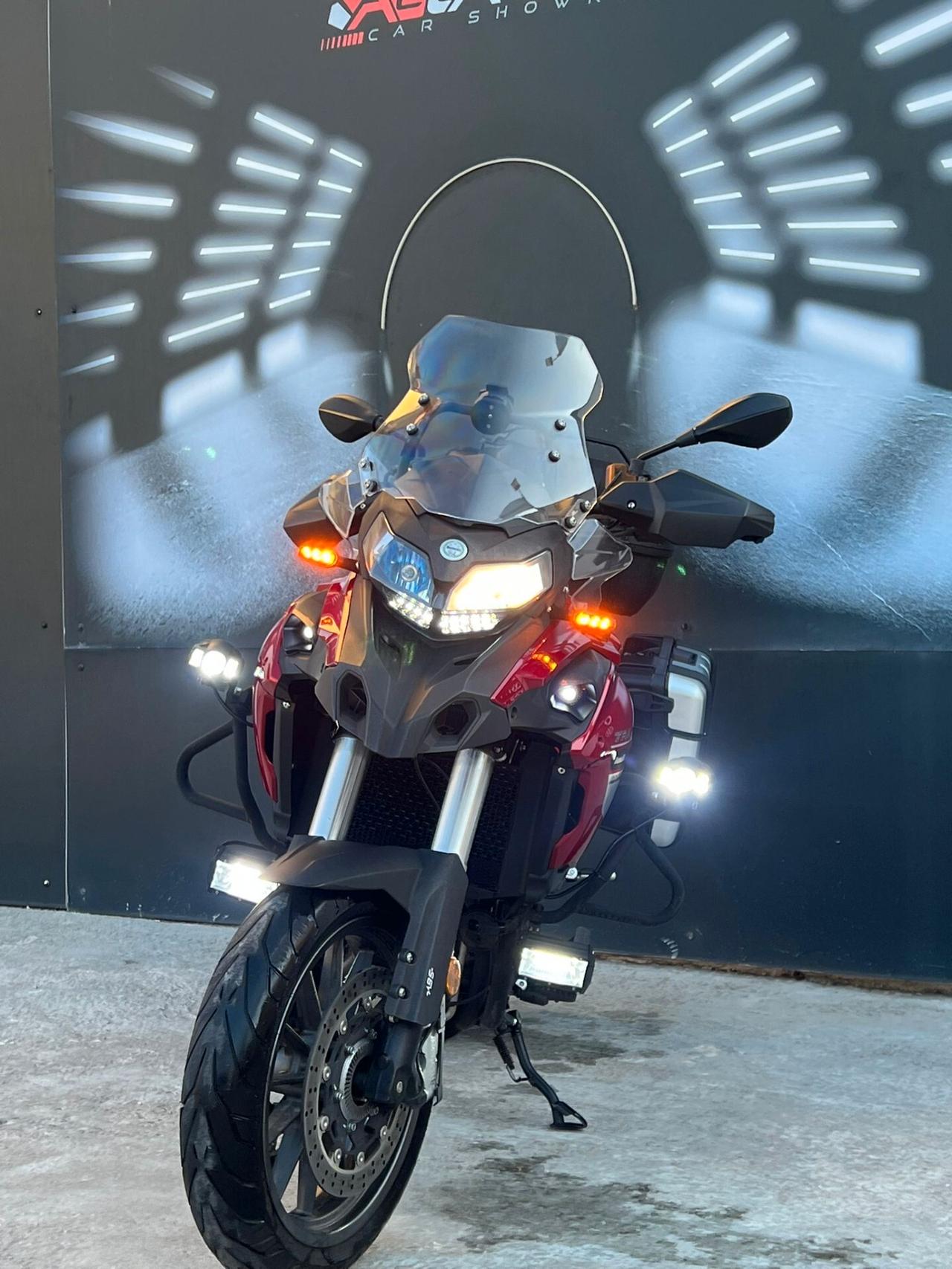 benelli trk 502