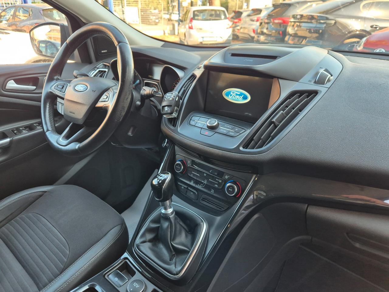 Ford Kuga 2.0 TDCI 150 CV S&S 2WD Titanium
