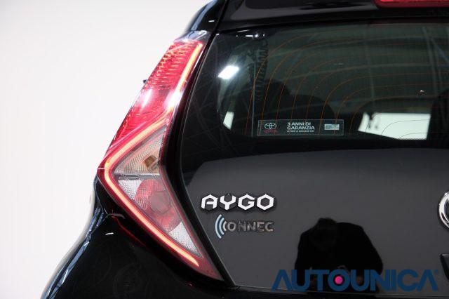 TOYOTA Aygo CONNECT 1.0 VVT-i 72 CV 5 PORTE X-WAVE NEOPATENTAT