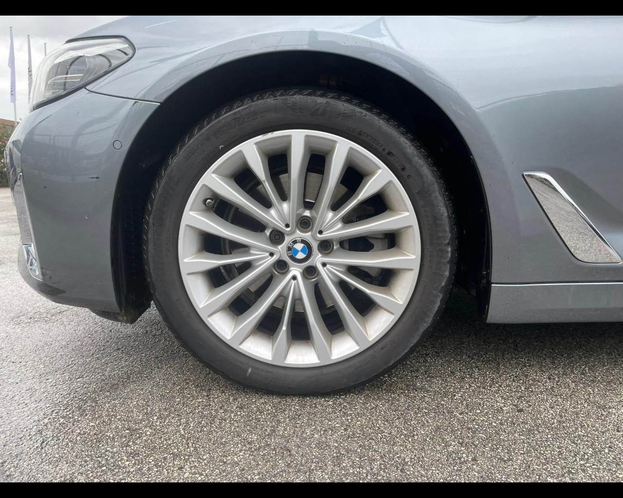 BMW Serie 5(G30/31/F90) - 520d 48V Touring Luxury
