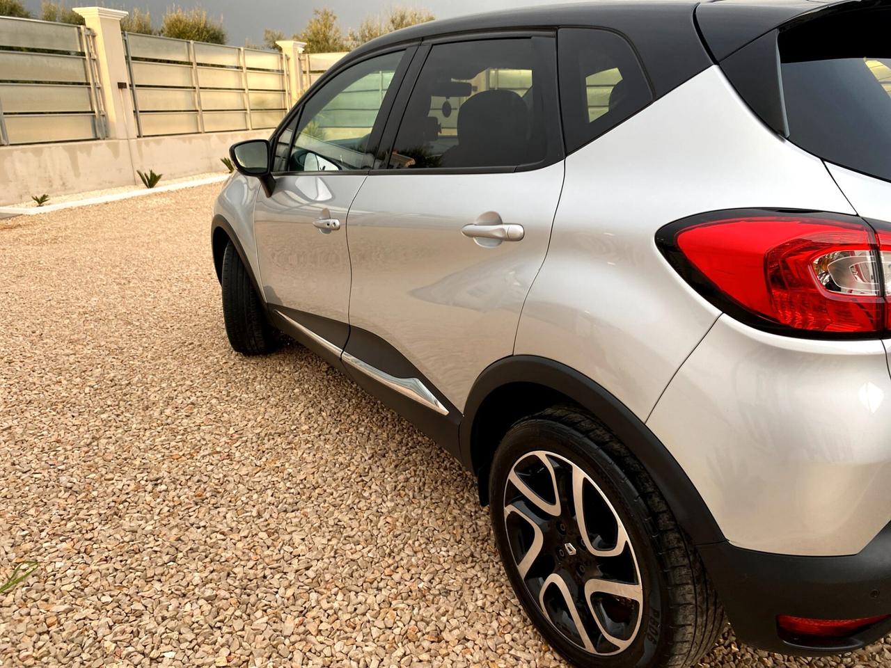 Renault Captur 1.5 dCi 8V 90 CV EDC Energy R-Link