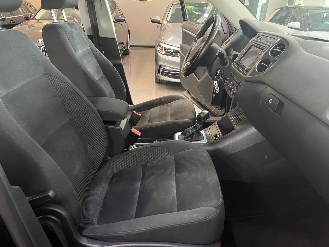 Volkswagen Tiguan AUTOMATICO 4X4 !!