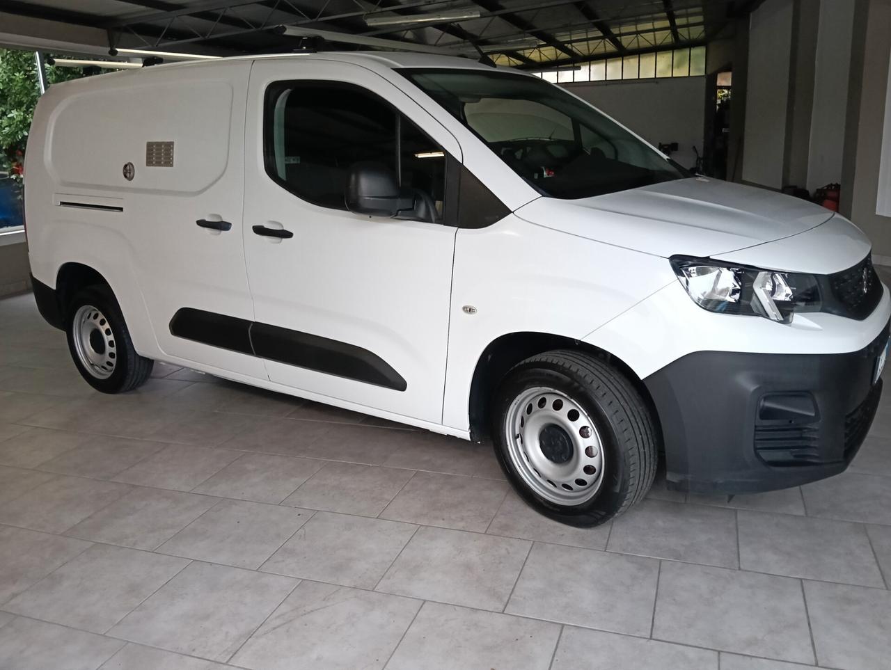 Peugeot Partner BlueHDi 100 S&S PC 1000Kg Furgone Pro