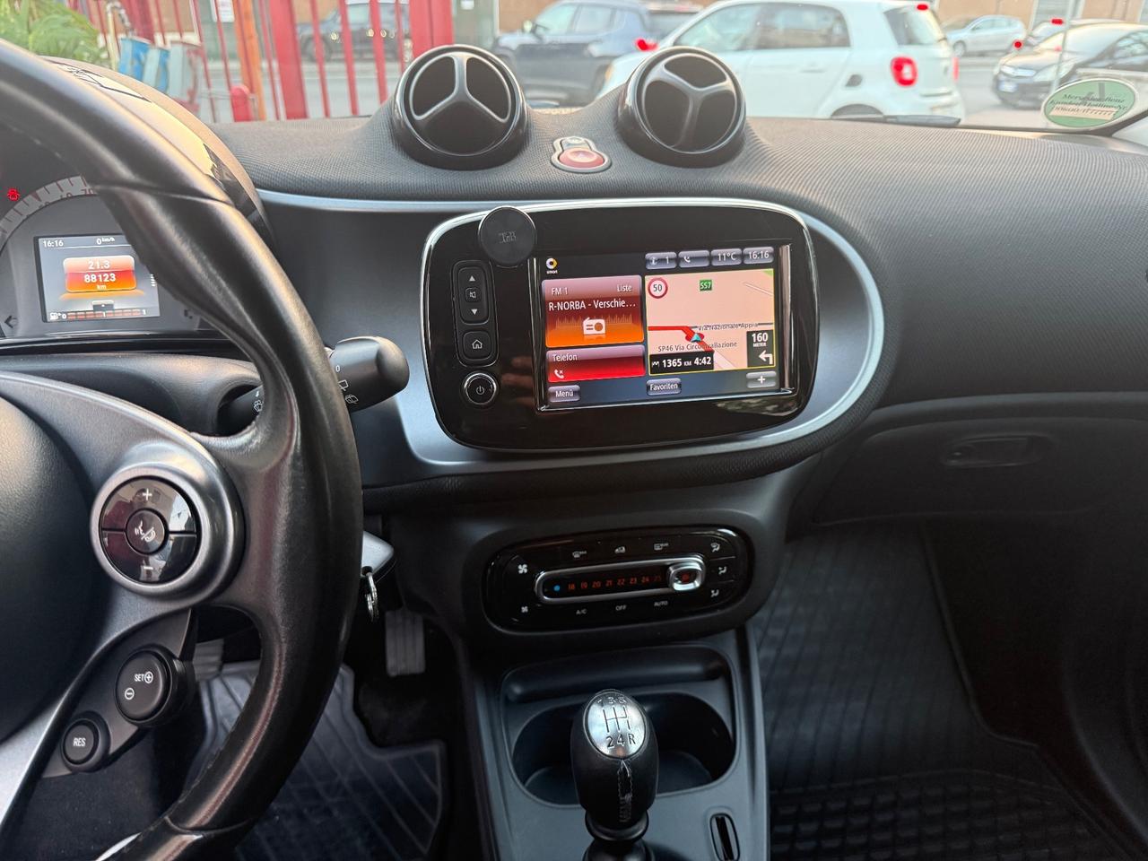 Smart ForFour 70 1.0 twinamic Prime LIMITED